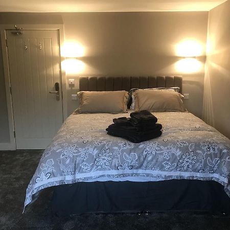 Eccleshall Bed And Breakfast Екстериор снимка